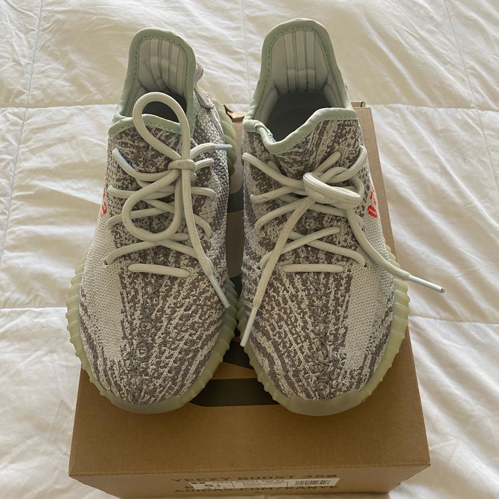 Yeezy boost 350 V2